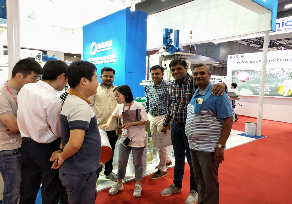 The Mechanisms Behind Automatic Can Sealing Machines