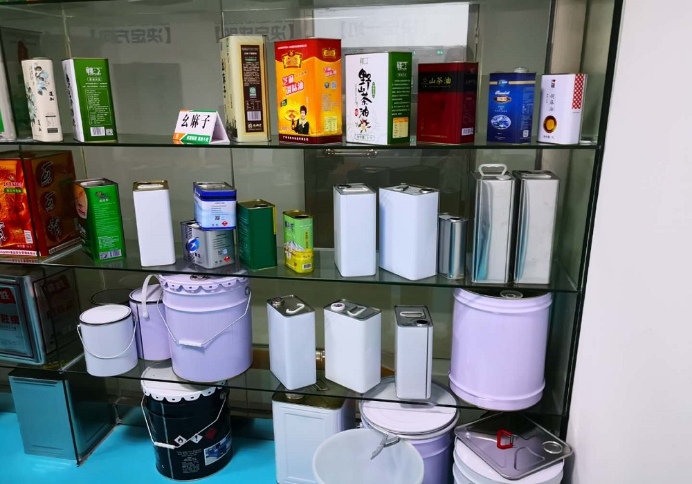 Tin-Box-Packaging-Design-and-Printing-Four-color-Spectrum
